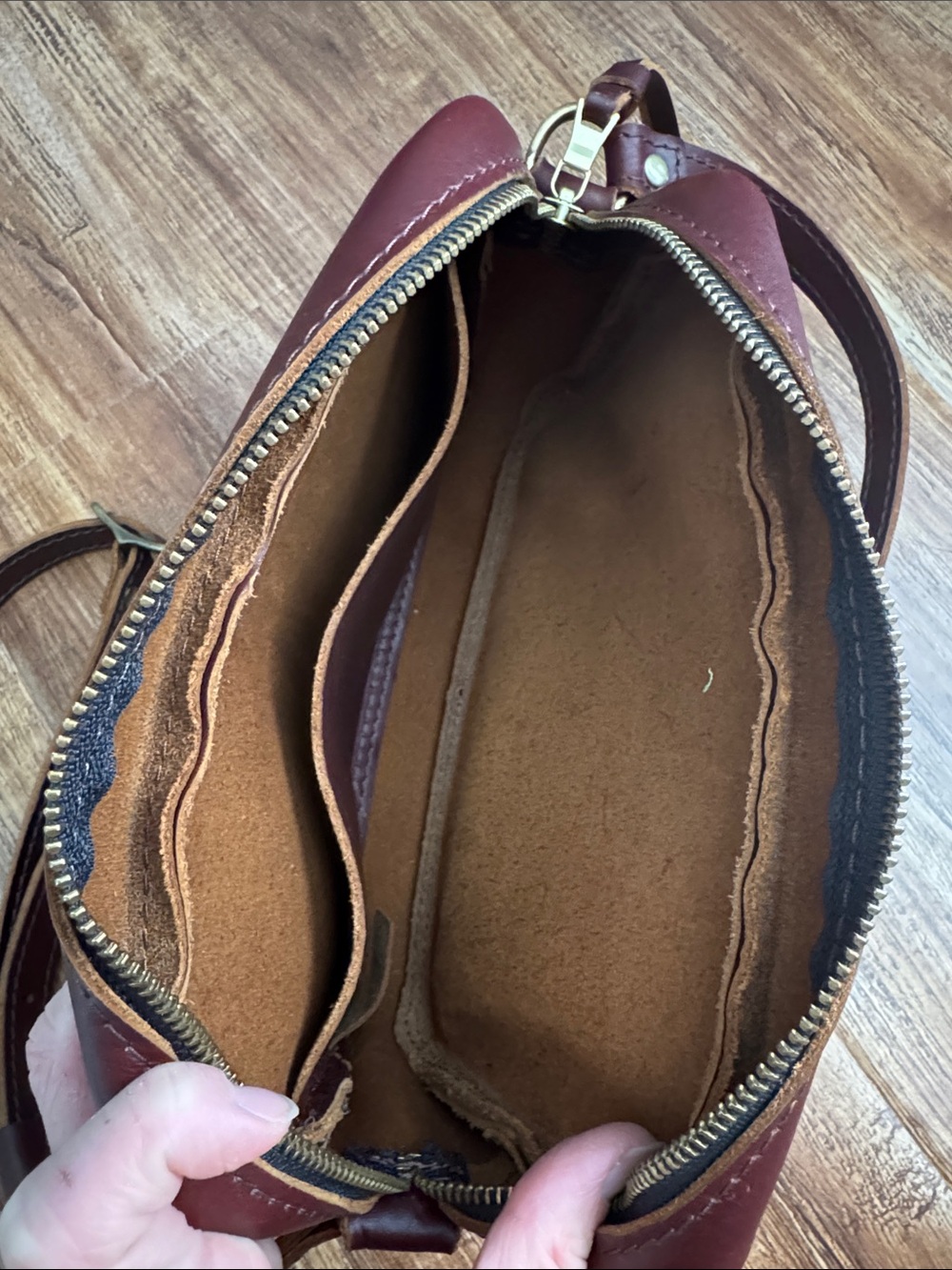 Camera Bag from Portland Leather Goods - Picture 5 of 11